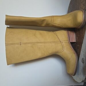Frye And Co Yellow Miranda 14- Knee-High Boots NEW